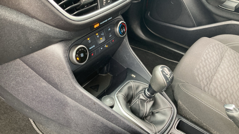 Ford Fiesta 1.0 EcoBoost Titanium 5dr Petrol Hatchback